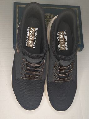 Skechers Swift Fit Memory Foam Men's Black Sneakers with Tan Accents Size 9